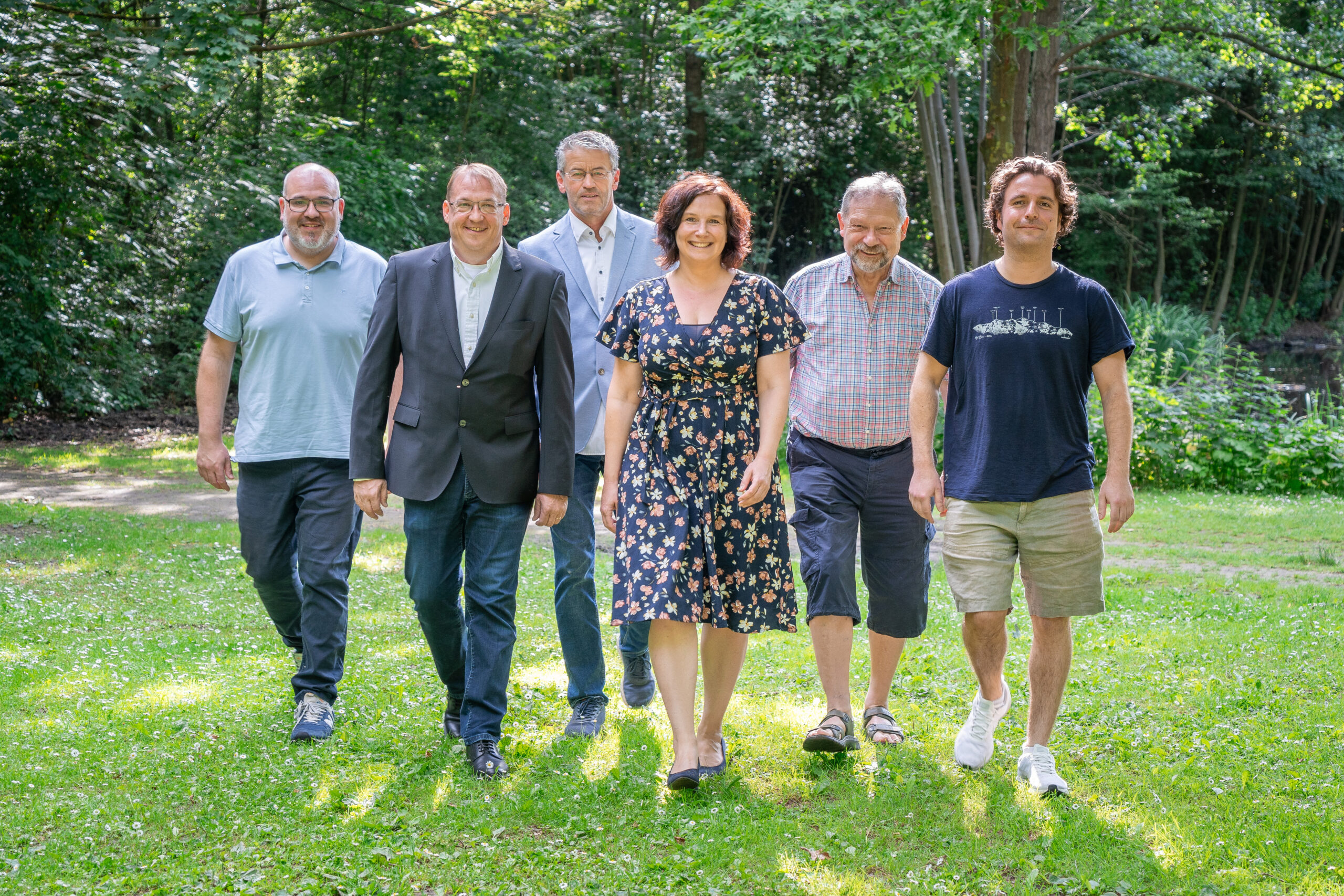 Gruppenbild der Kandidaten und der Kandidatin für den Kreistag im Landkreis Lüneburg